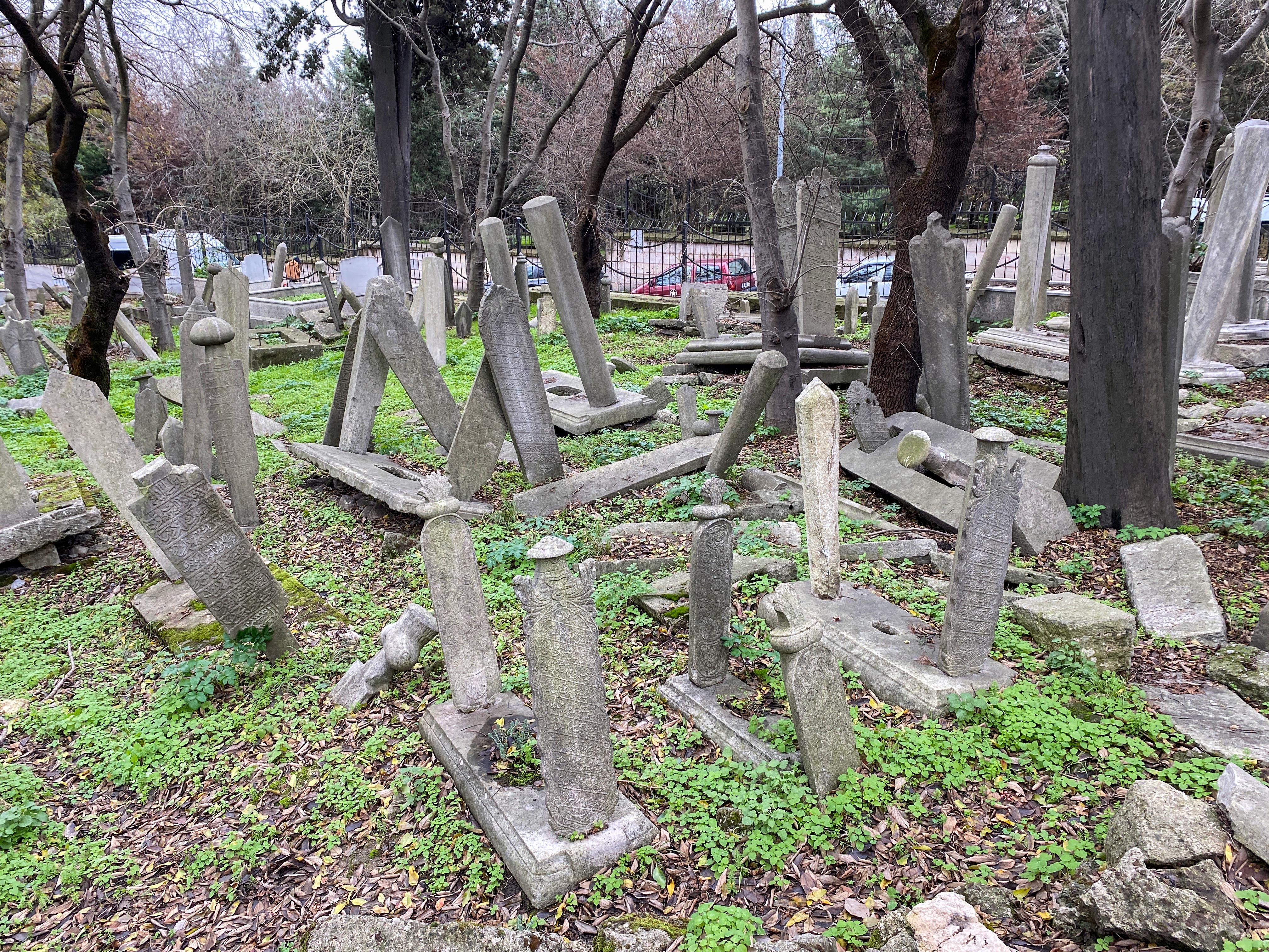 İstanbul’da Osmanlı mezarları yok olma tehlikesinde