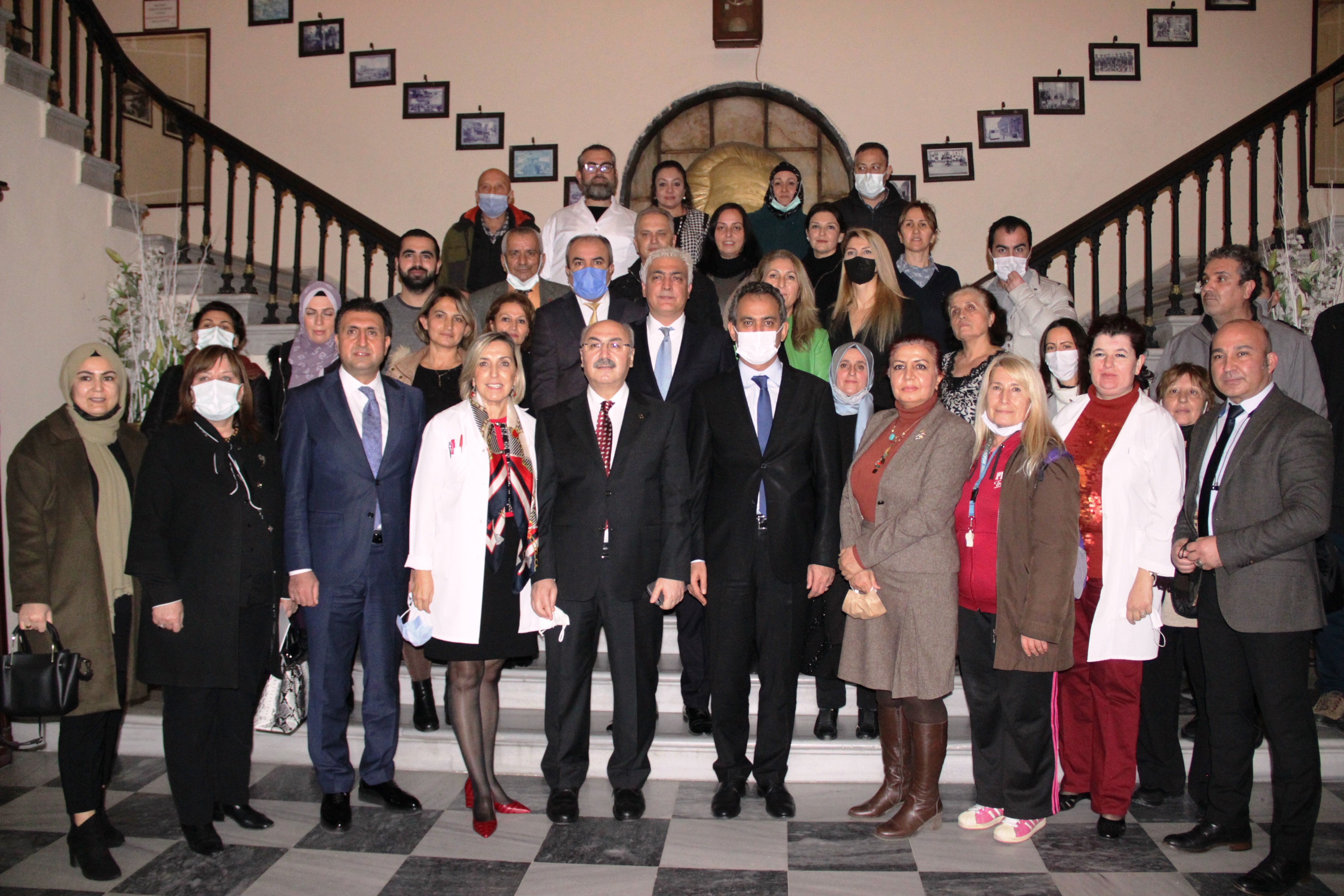 Bakan Özer: 'Katsayı uygulamasının getirdiği mağduriyetler büyük oranda çözüldü'