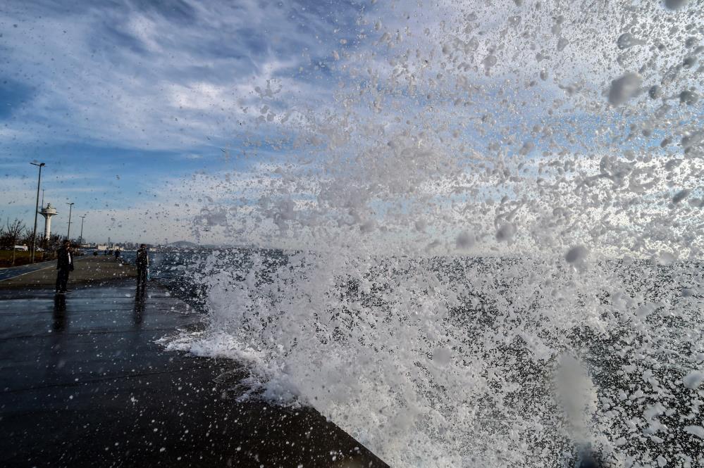 Dalgaların keyfini böyle çıkarttılar