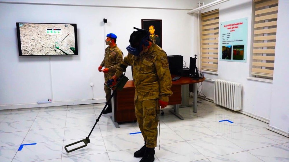 Zor şartların aranan adamları: Jandarma komandolar engel tanımıyor