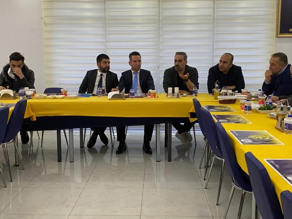 Ankaragücü Teknik Direktörü Mustafa Dalcı, basın mensuplarıyla bir araya geldi