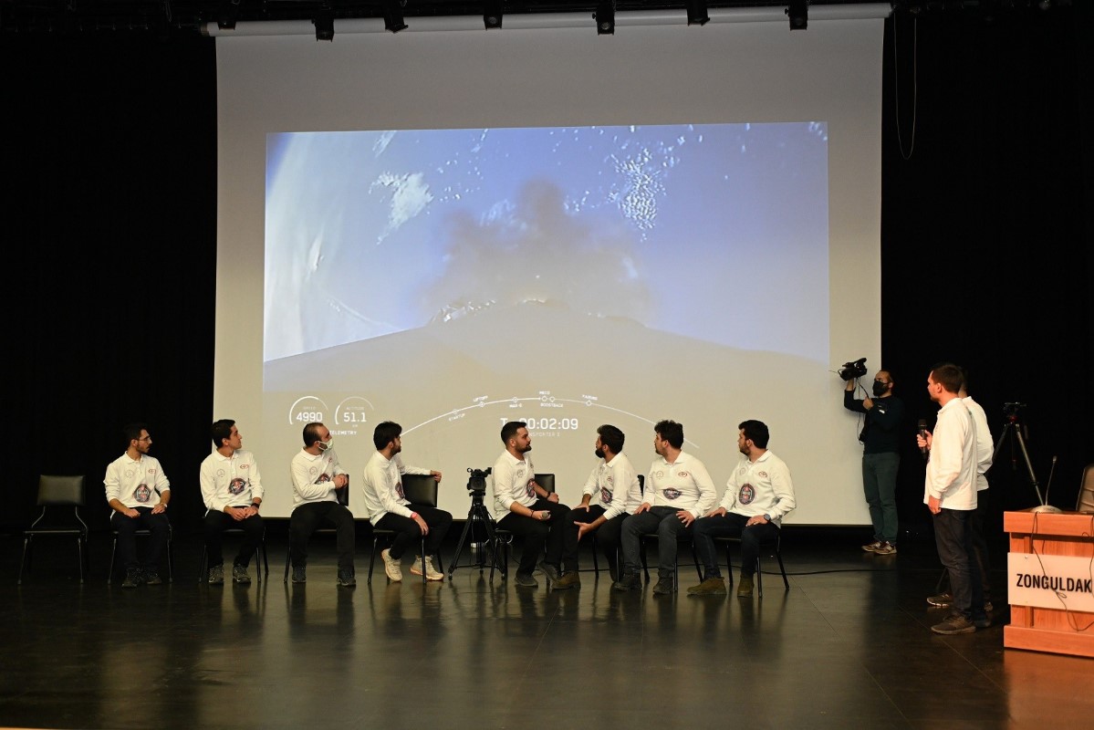 Türkiye’nin ilk cep uydusu Grizu-263A, uzaydaki görevine başladı