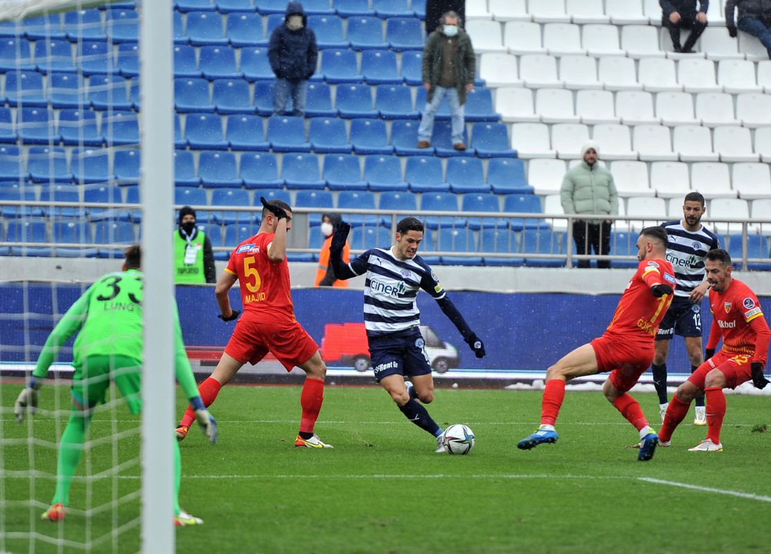 Kayserispor'u deviren Kasımpaşa seriye bağladı!