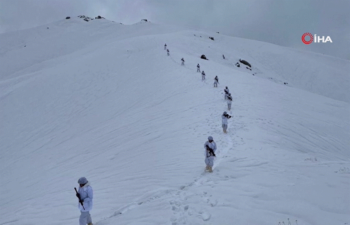 Mehmetçiğin eksi 39 derecede terörle mücadelesi