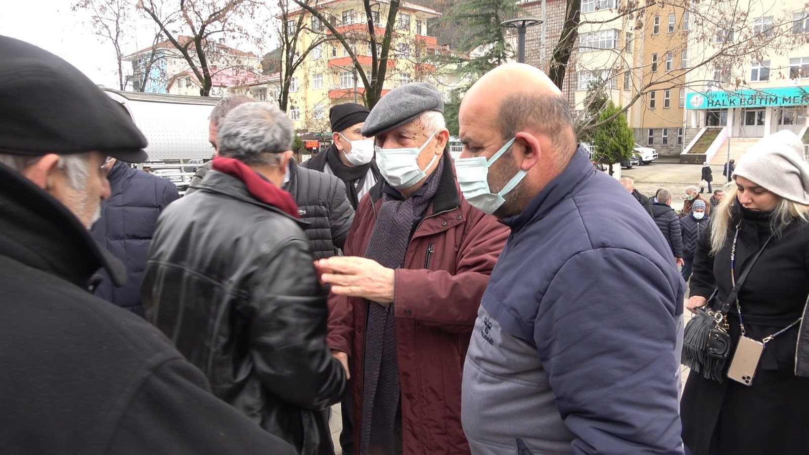 Şafak Mahmutyazıcıoğlu'nun ailesi Fındıklı’da taziyeleri kabul ediyor