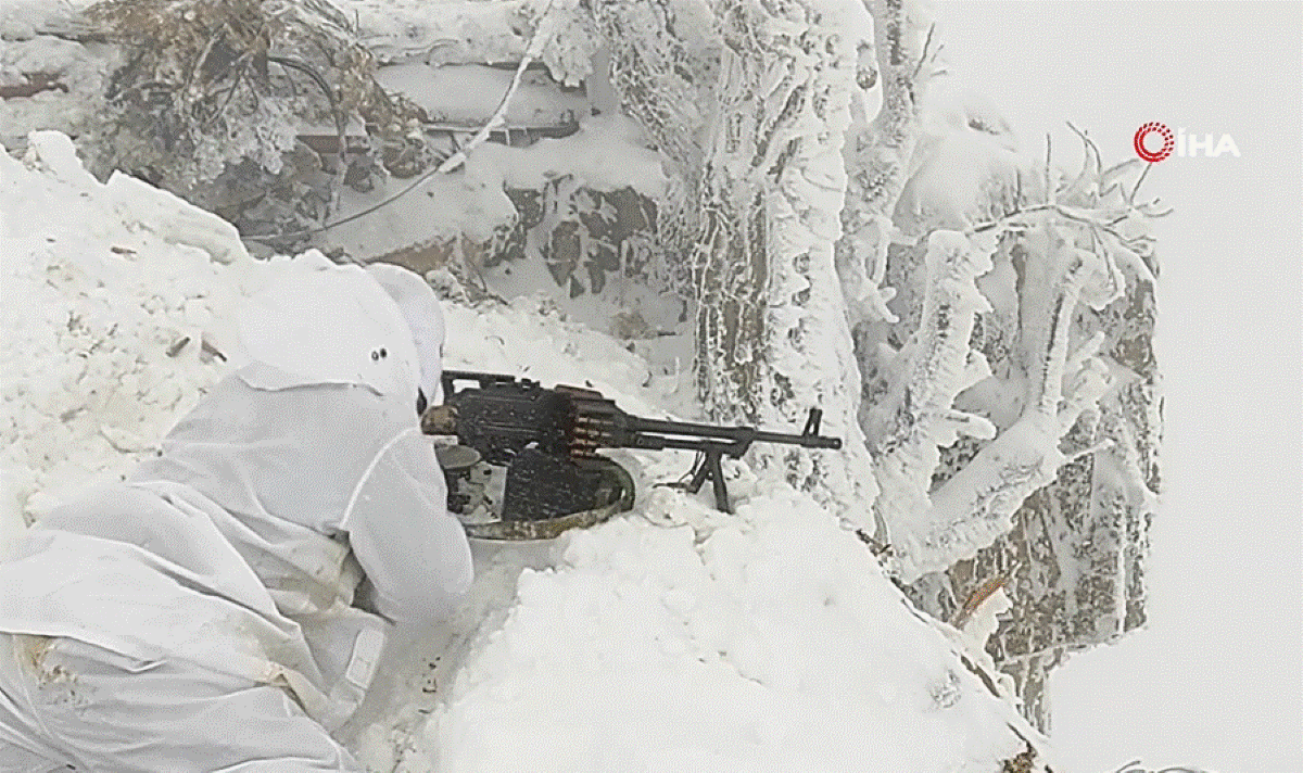 Mehmetçiğin eksi 39 derecede terörle mücadelesi
