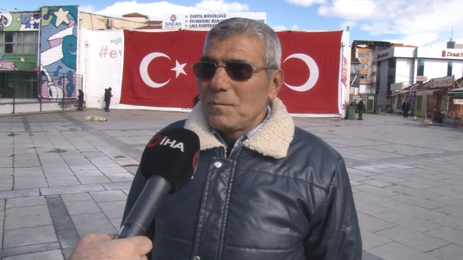 25 yıl geçmesine rağmen darbecilerin Sincan’da tank yürütmesi hafızalardan silinmiyor