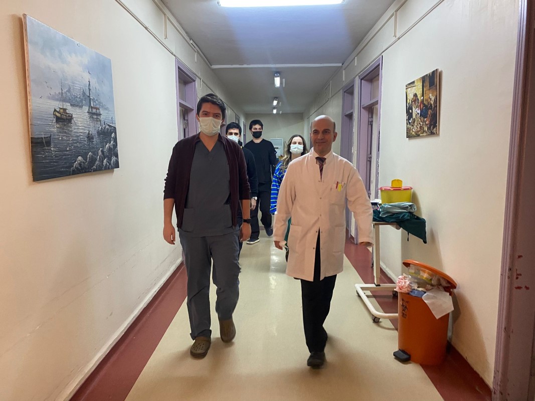 Uzmanlar, Türkiye'de kanser cerrahisinde gelinen noktayı anlattı