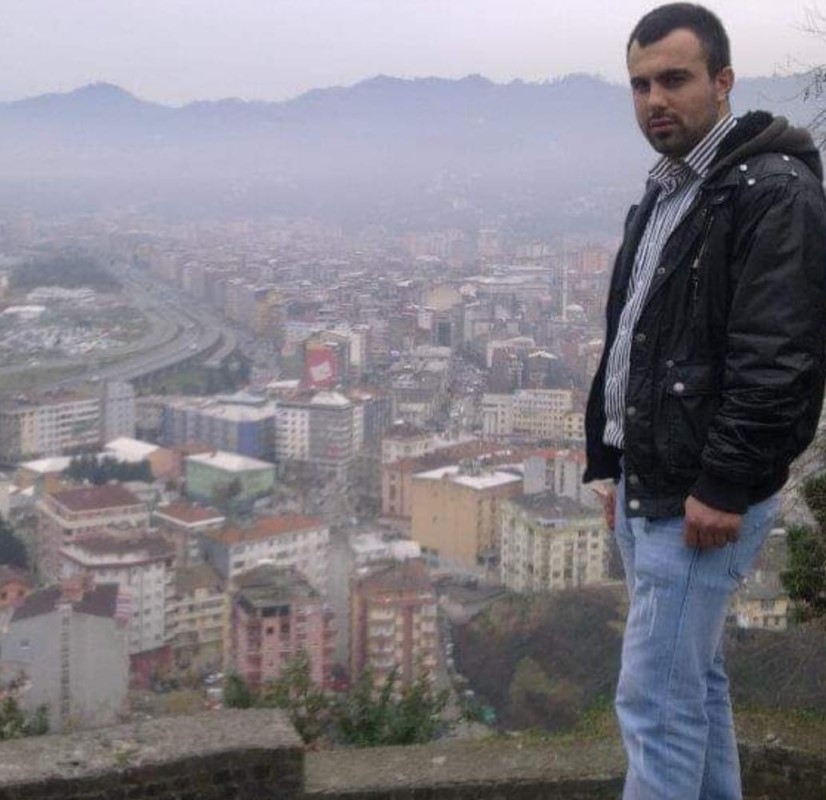 Trabzon'da kazada otomobil 3 parçaya bölündü: 1 ölü, 4 yaralı