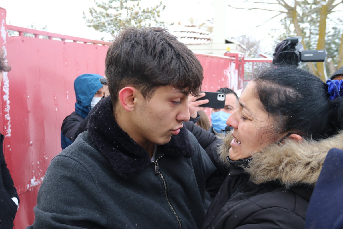 Afgan uyruklu anne ve kızını kurtaran Tolga Daşkıran o anları anlattı