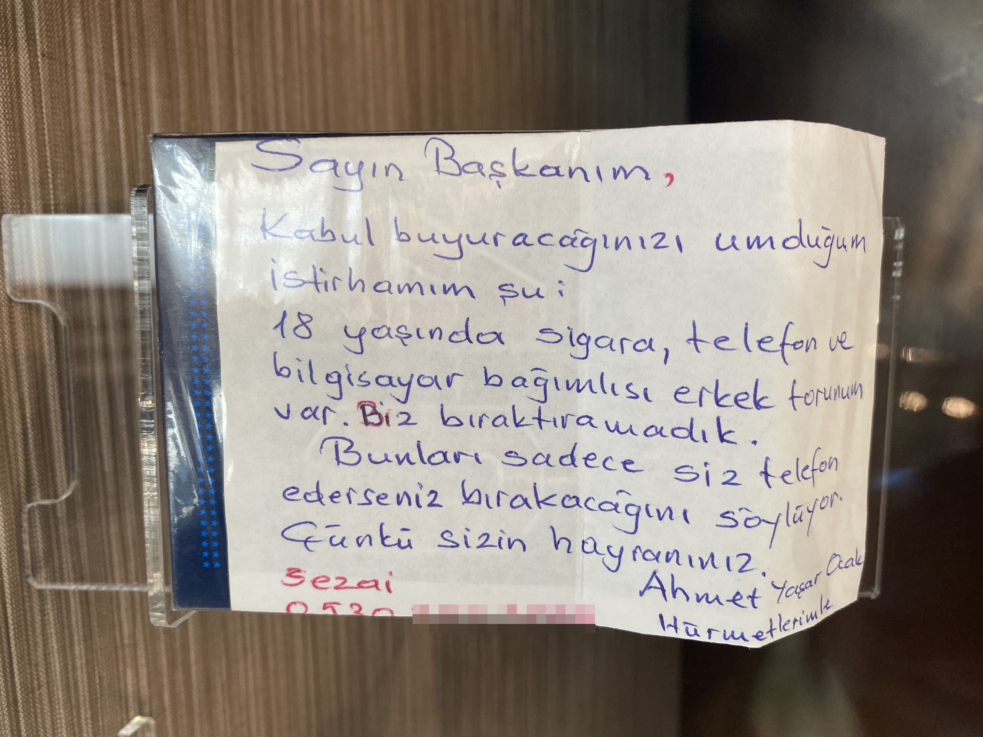 Cumhurbaşkanı Erdoğan’ın sigarayla mücadelede topladığı sigara paketleri bu sergide