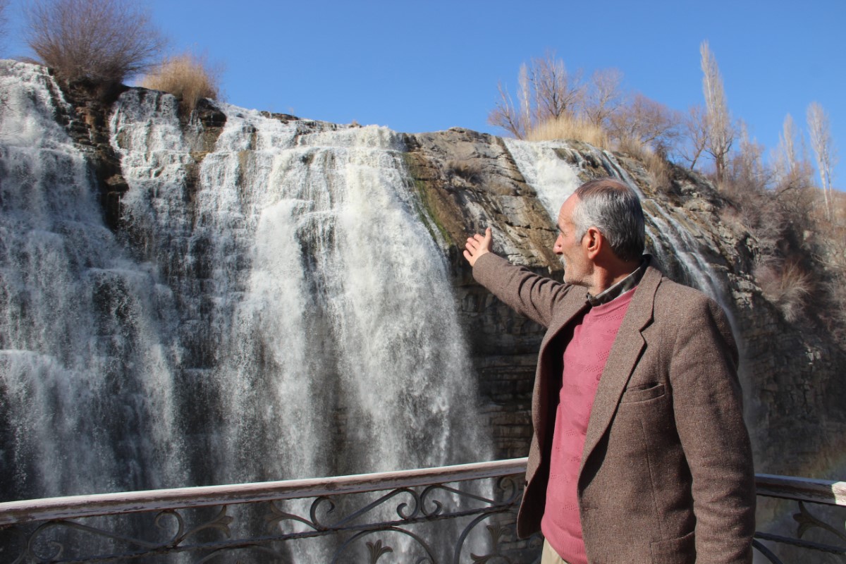 Türkiye’nin en büyük şelalesi can suyuna kavuştu