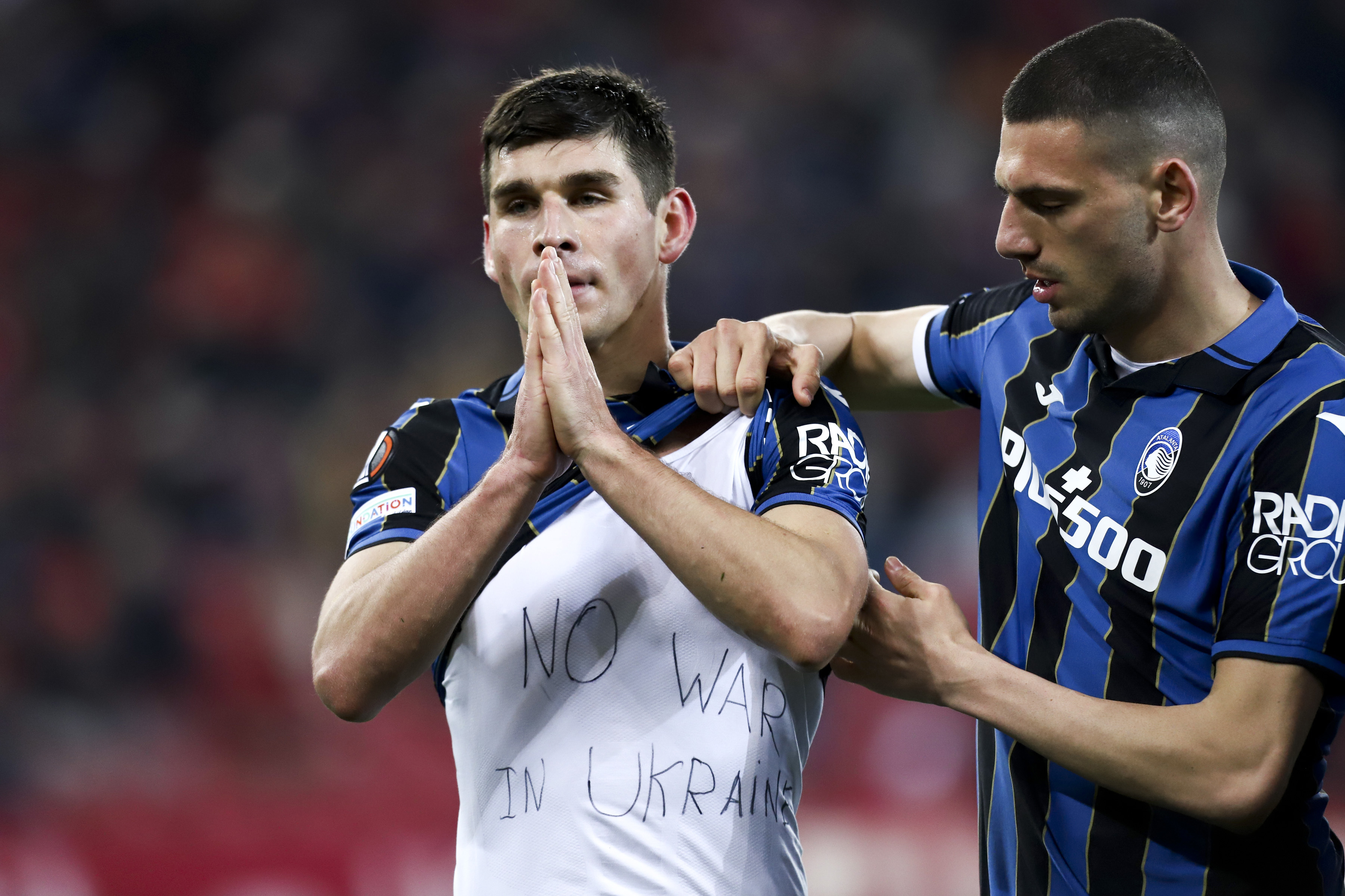 Yeşil sahalardan ‘Savaşa Hayır’ mesajı