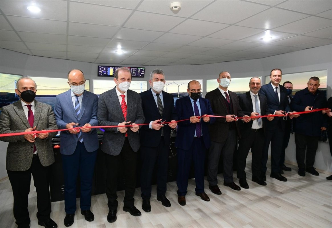 Geleceğin kaptan adayları denize açılmadan dünyayı gezecekler