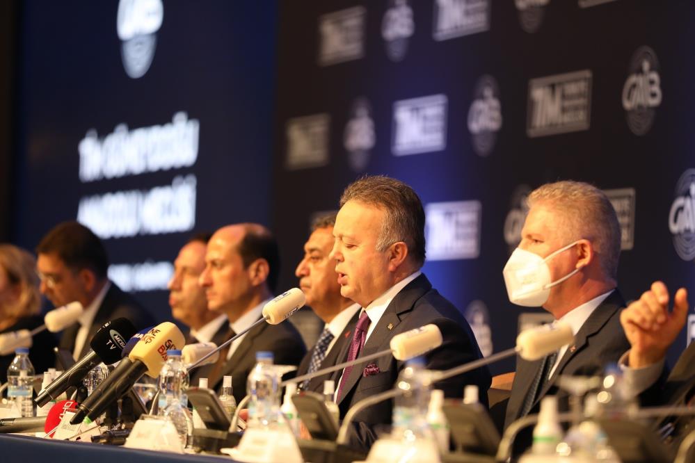 İş dünyası büyüme rakamlarından memnun