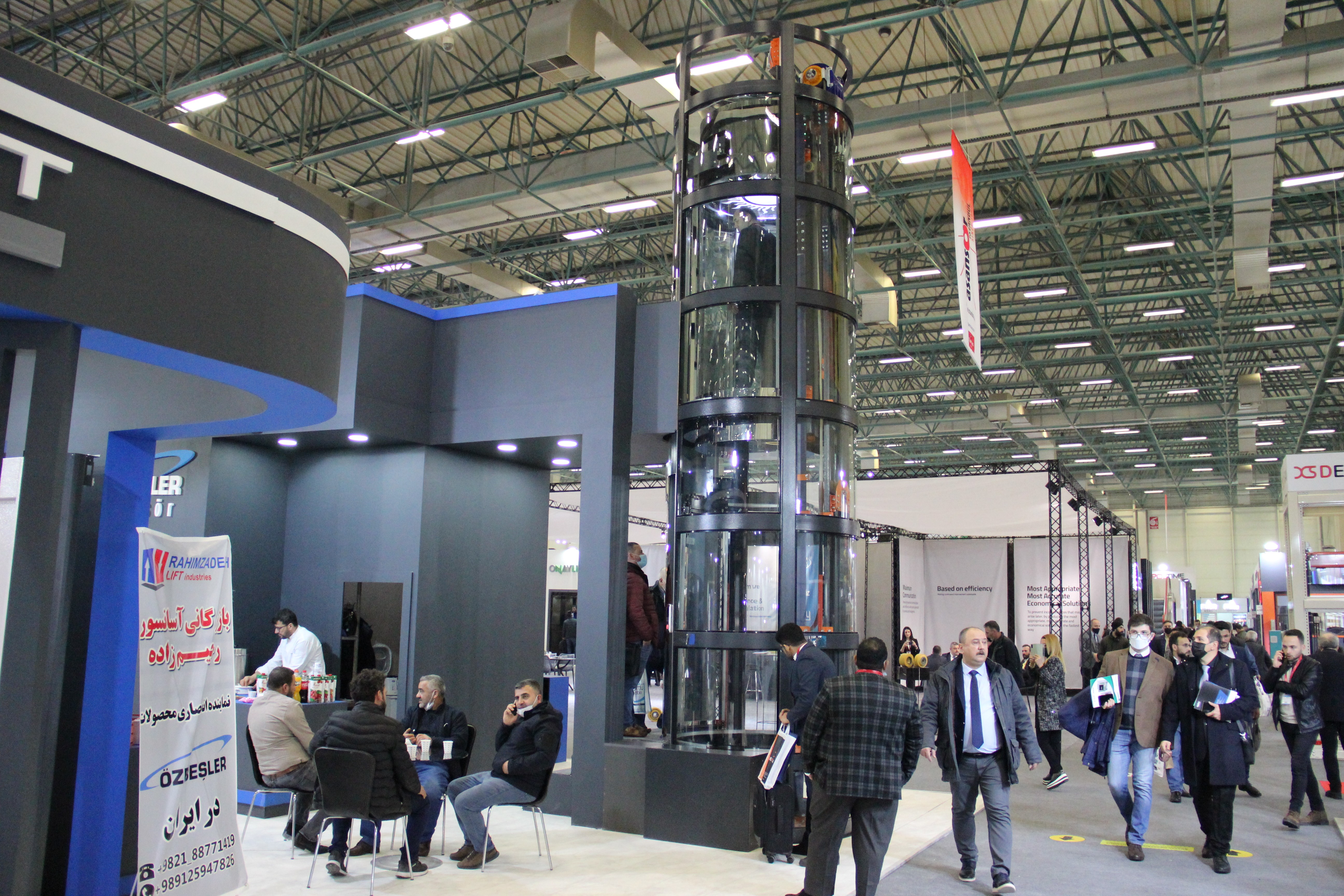 Akıllı, güvenli ve hızlı asansörler görücüye çıktı