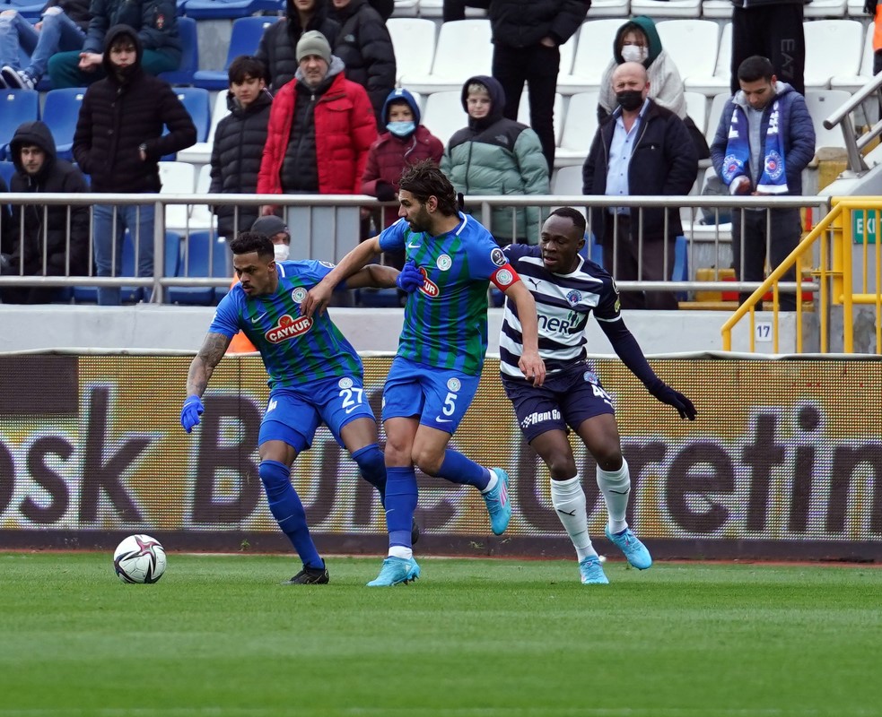 Kasımpaşa: 3 - Çaykur Rizespor: 1