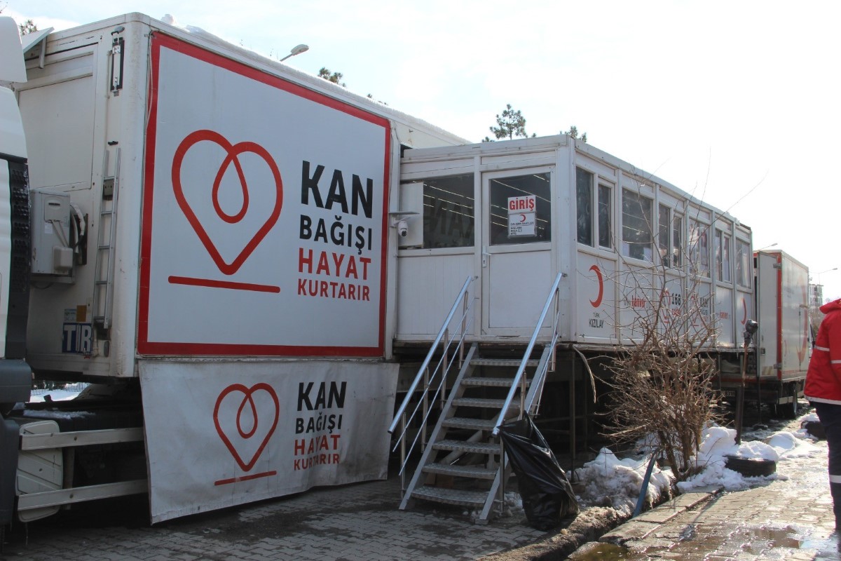 Beta major talasemi hastası minik Eymen için kök hücre ve kan bağışı çağrısı