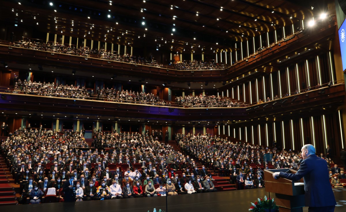 Cumhurbaşkanı Erdoğan müjdeleri sıraladı!