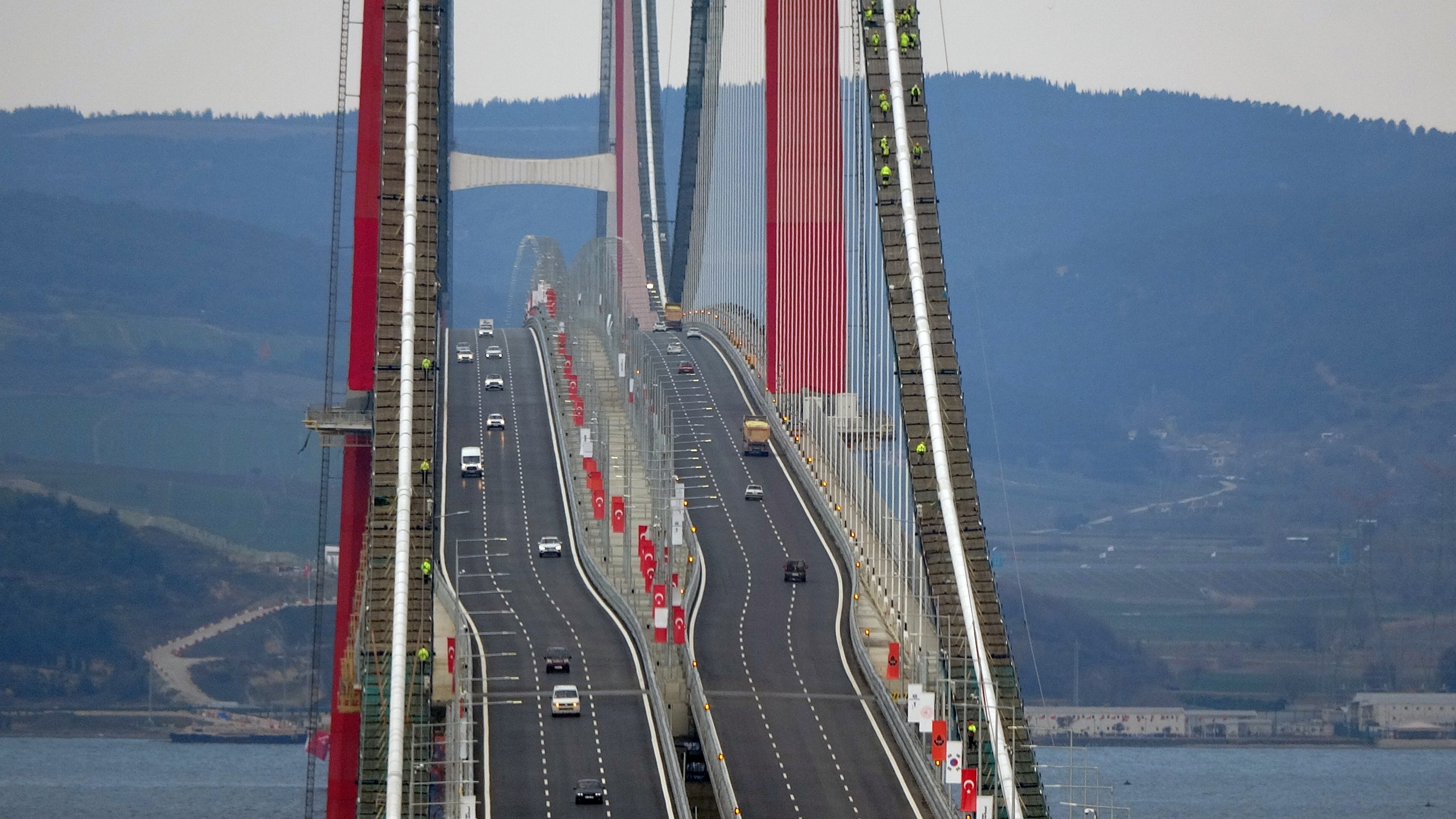 Simgelerin köprüsü 1915 Çanakkale Köprüsü’nde araç geçişleri başladı