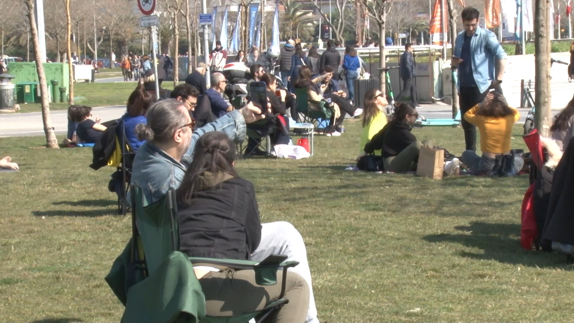 Caddebostan sahili hafta sonunda doldu taştı