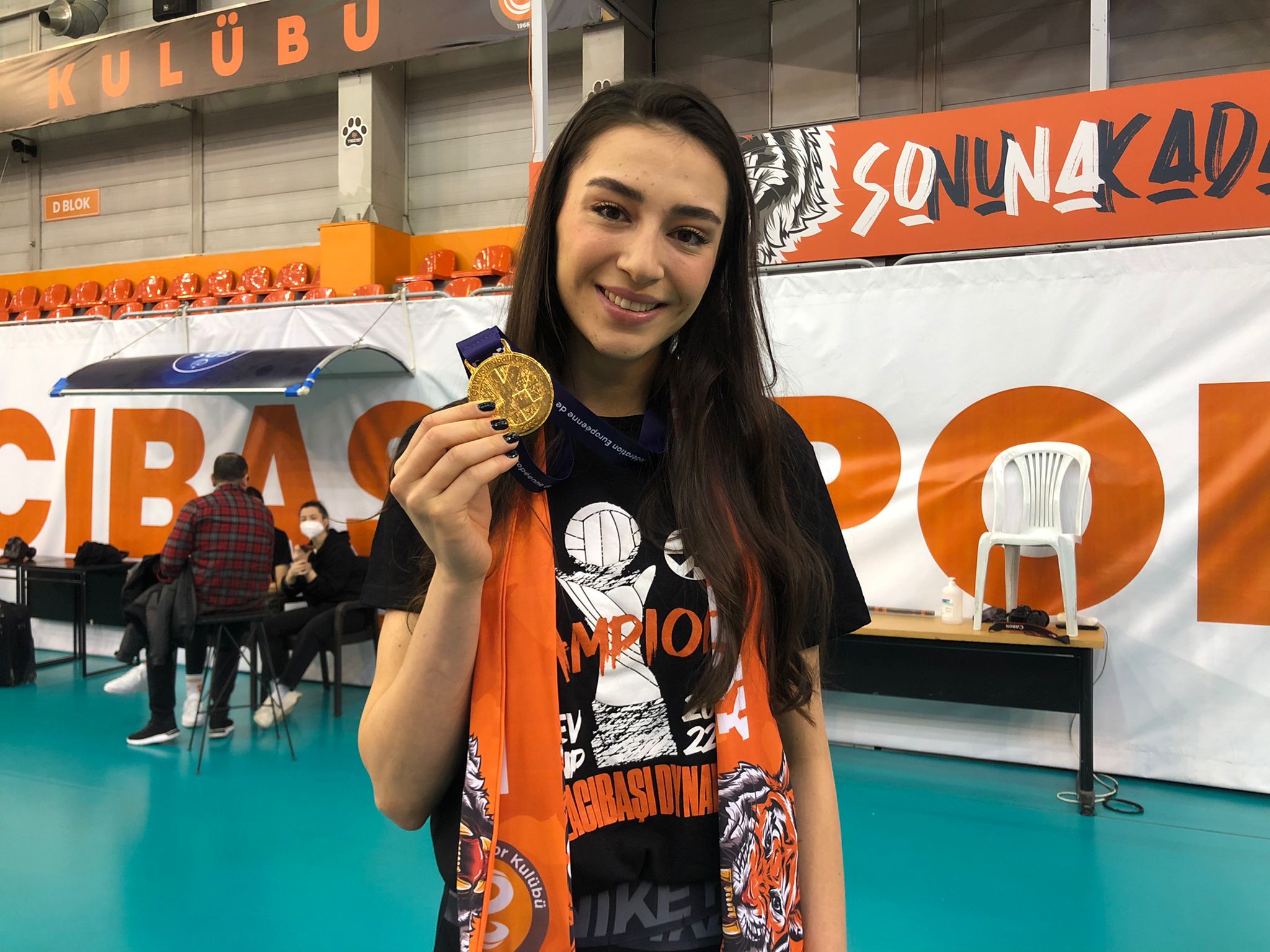 Saliha Şahin: 'Sezon başında bu kupayı evimize getireceğimize çok emindim'