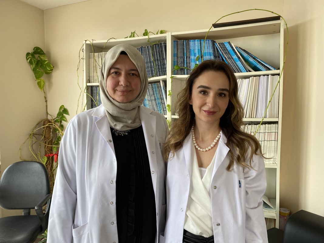 Uzmanlar uyarıyor: 'Lütfen hekim olmayan kişilere derimizi emanet etmeyelim'