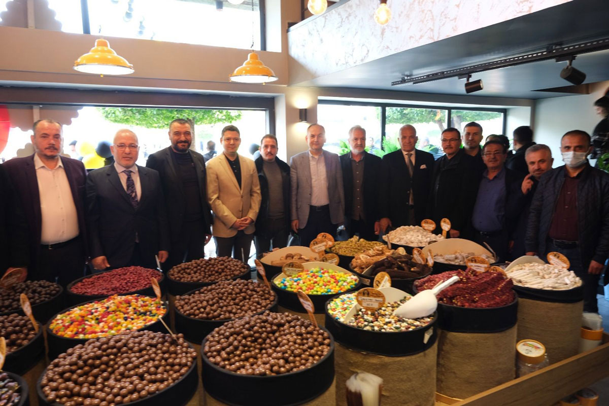 Artukbey Kahve yurt içindeki 75. şubesini İskenderun’da açtı