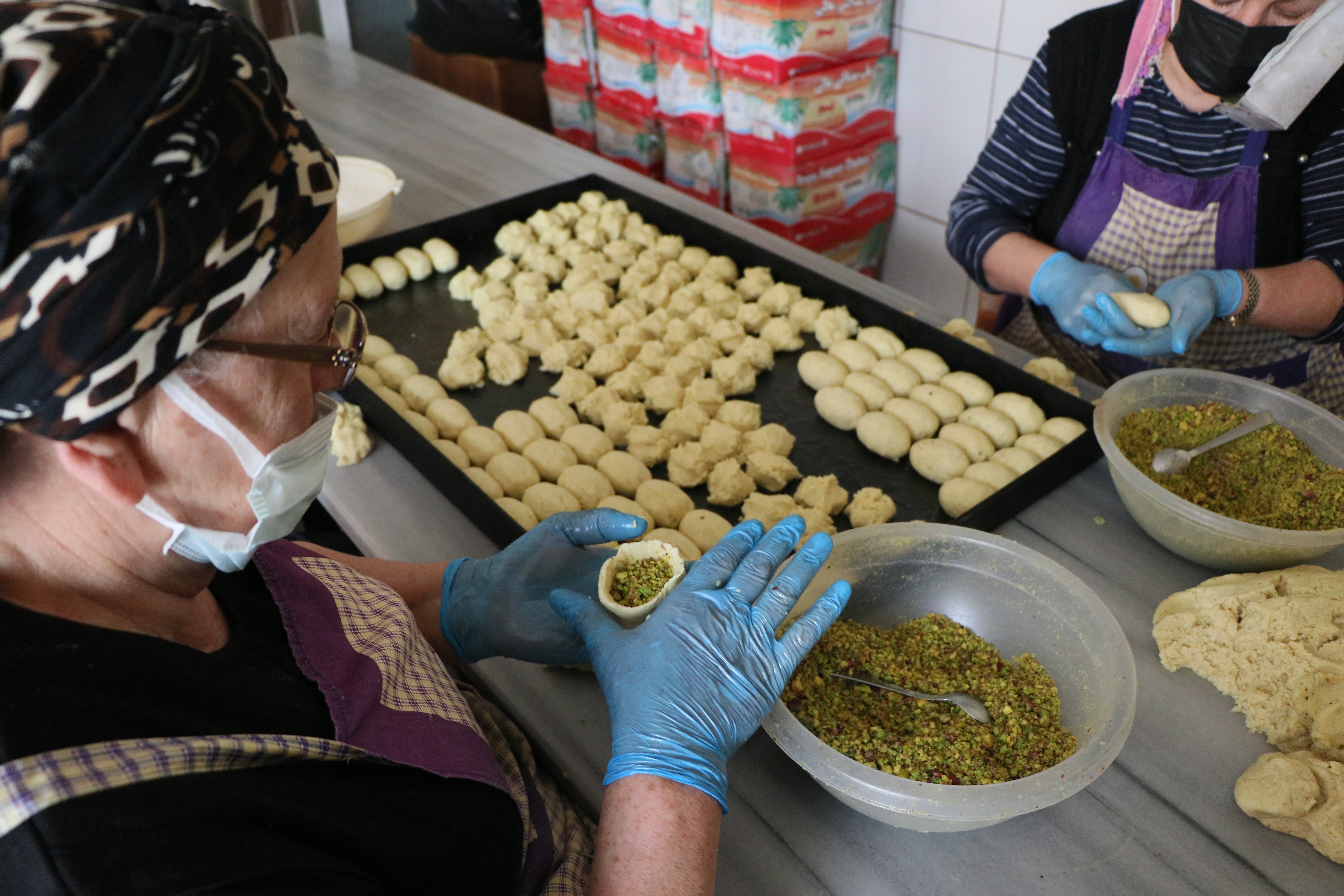 Ramazan sofralarının vazgeçilmez tatlısı: 'Kerebiç'