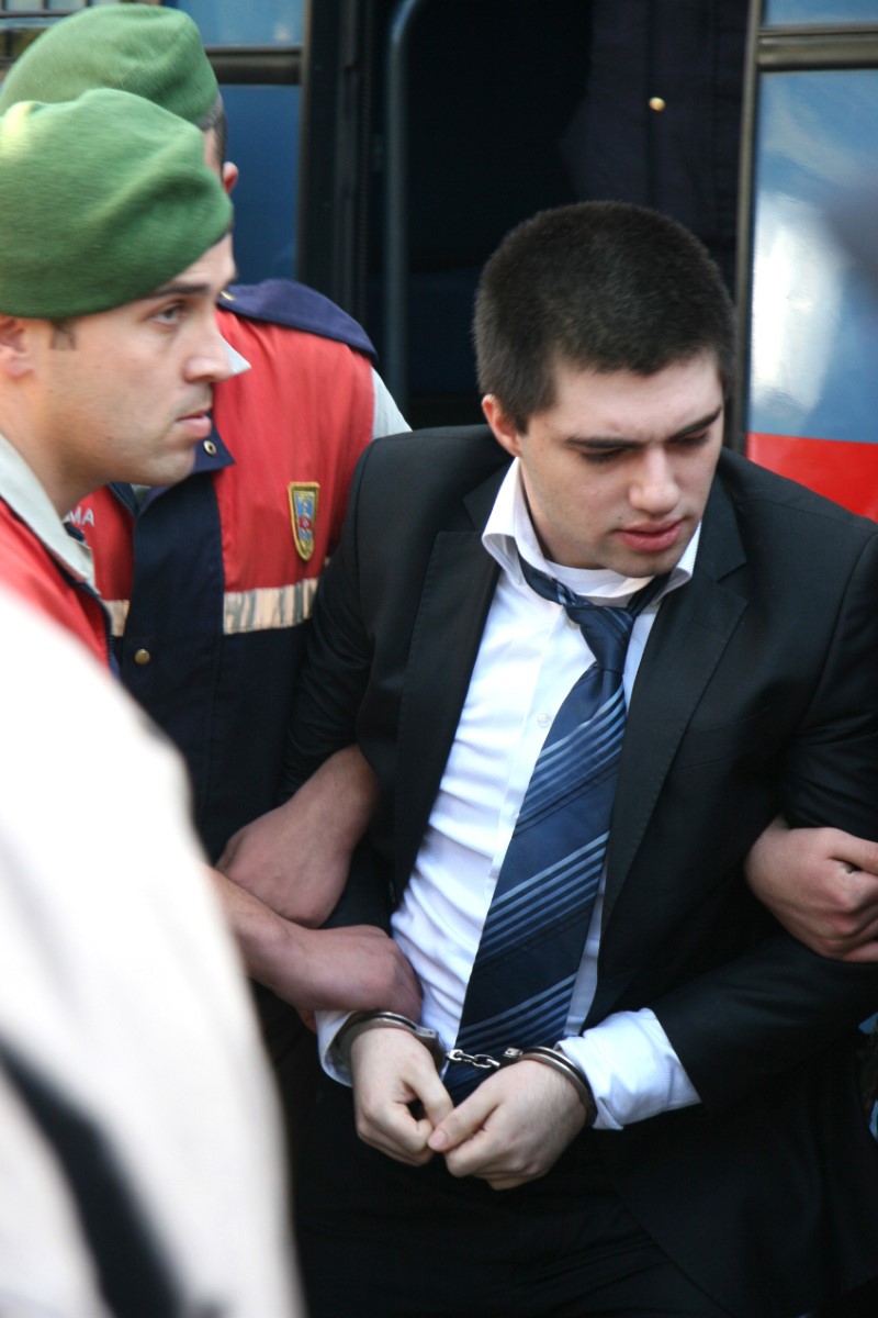 Münevver Karabulut’un babası: 'Benim için önemli olan mezarın açılması'