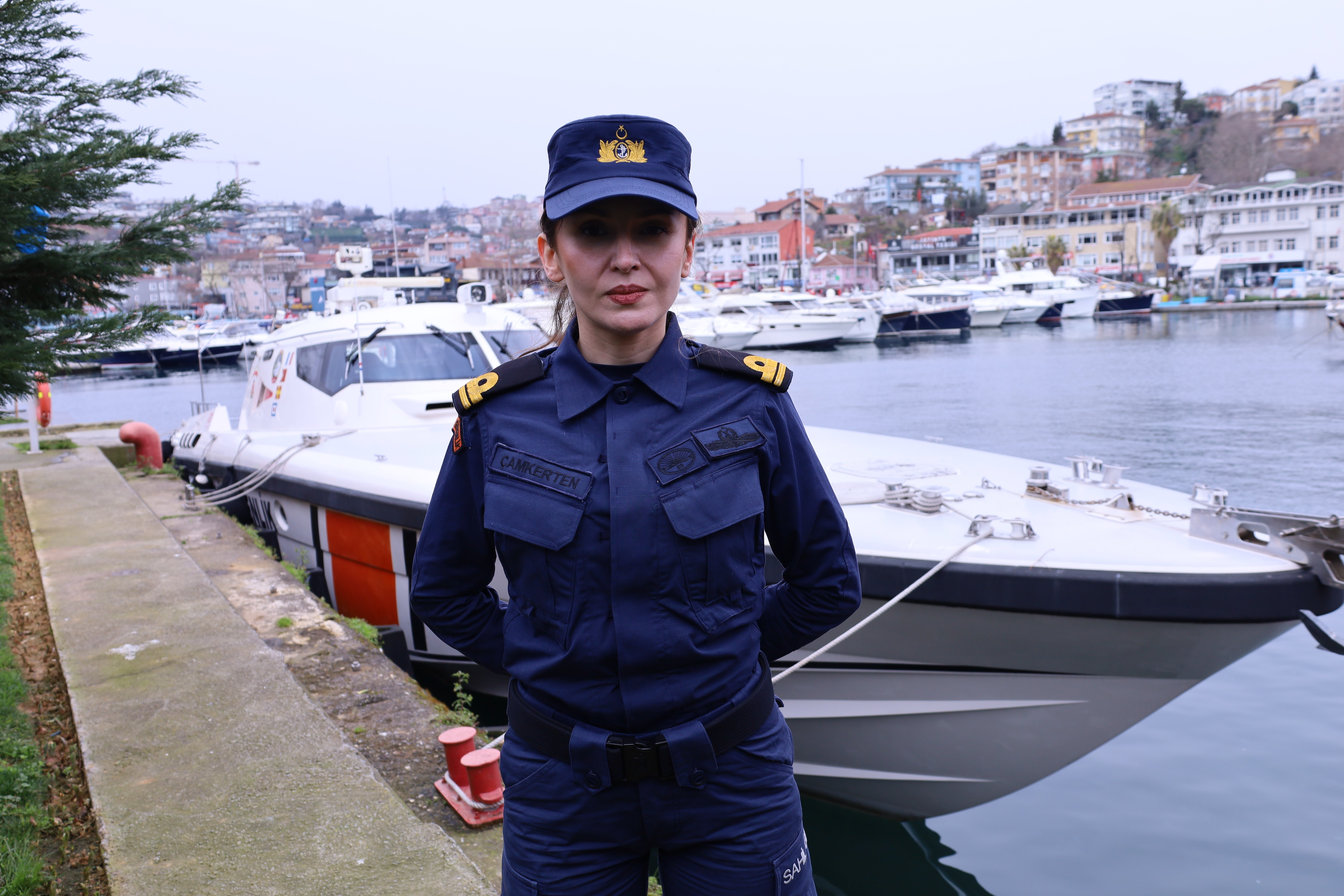 Sahil Güvenlik Komutanlığı'nın ilk kadın bot komutanı görev başında