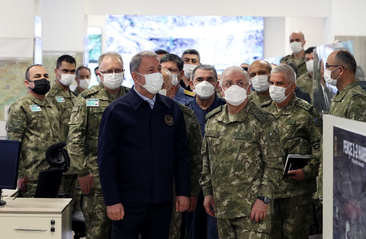 Bakan Akar'dan Pençe Kilit Operasyonu’na yönelik kritik açıklamalar