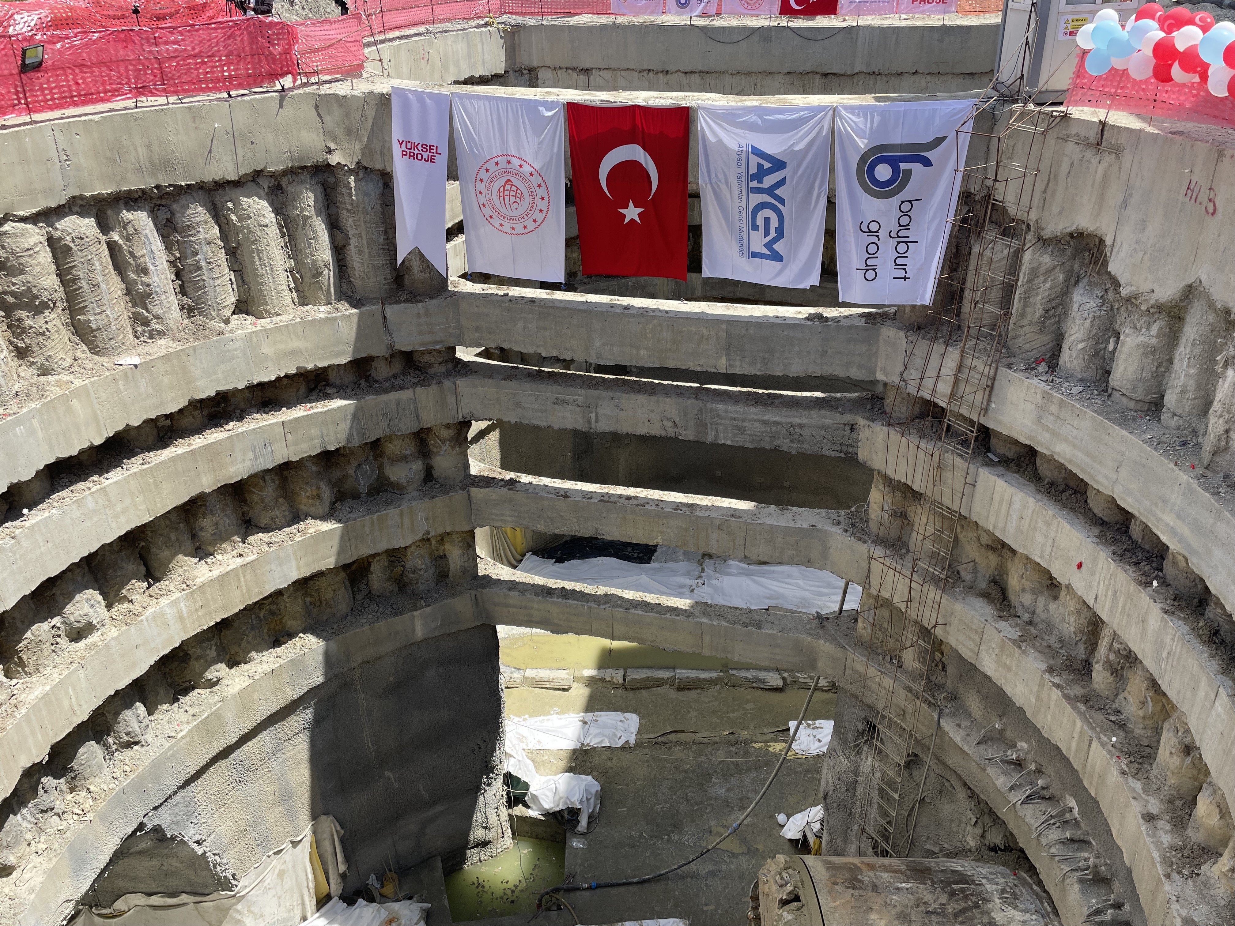 Bakırköy (İDO)-Bahçelievler-Güngören-Bağcılar(Kirazlı) Metro Hattının yüzde 70'i tamamlandı