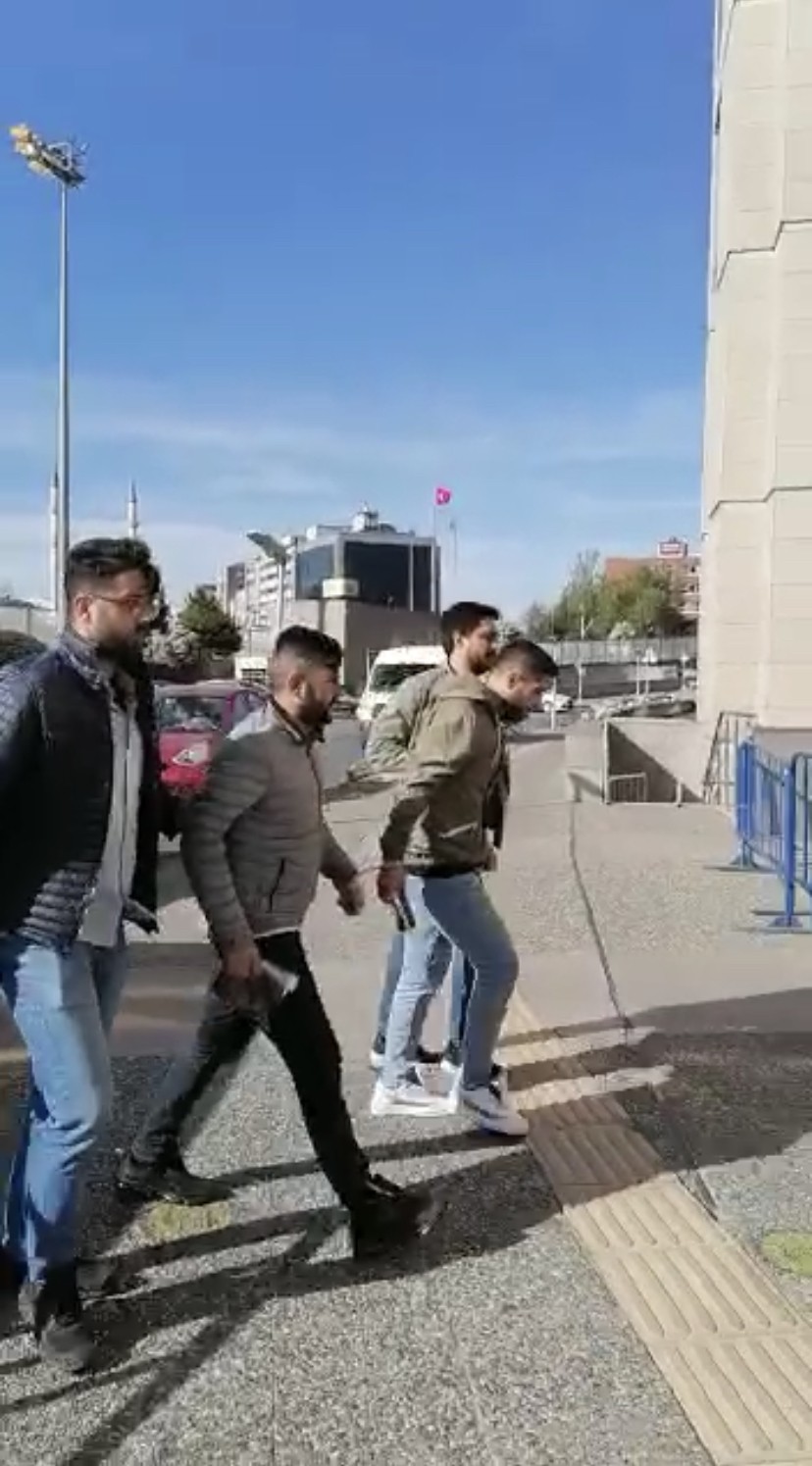 İstanbul’da 'Sarı' lakaplı torbacı yakalandı