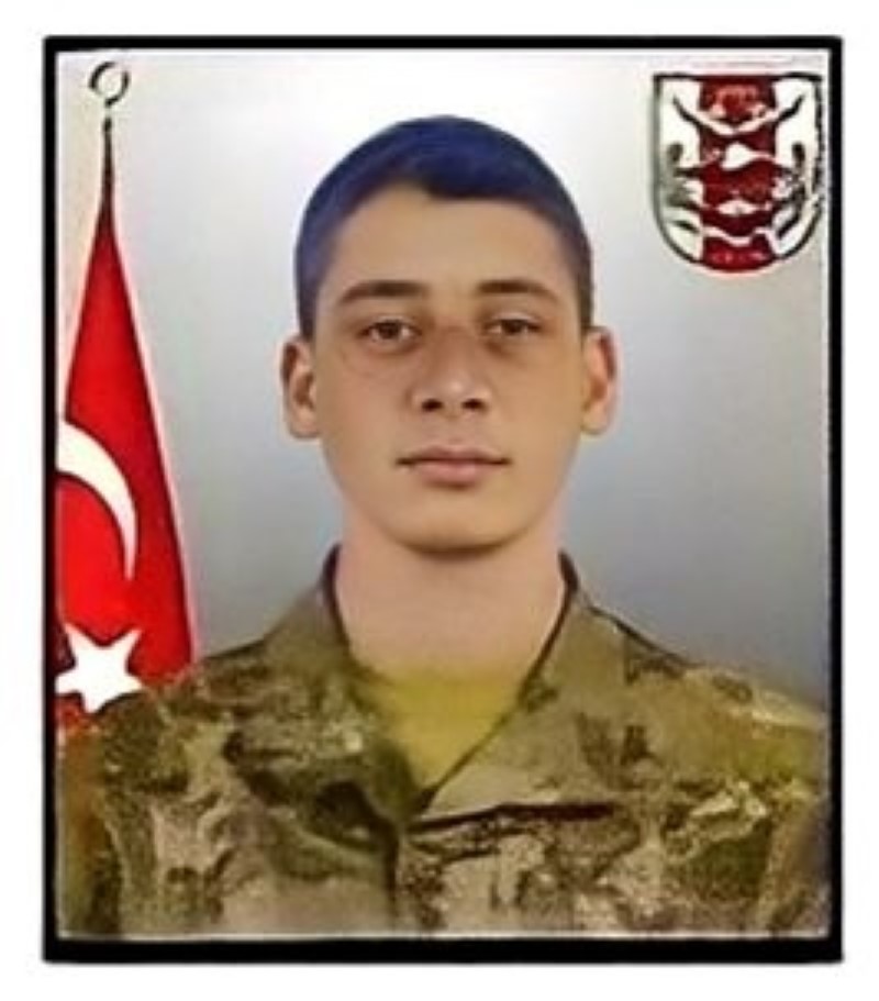 Şehit Oktay Salar'ın naaşı memleketi Balıkesir'e uğurlandı