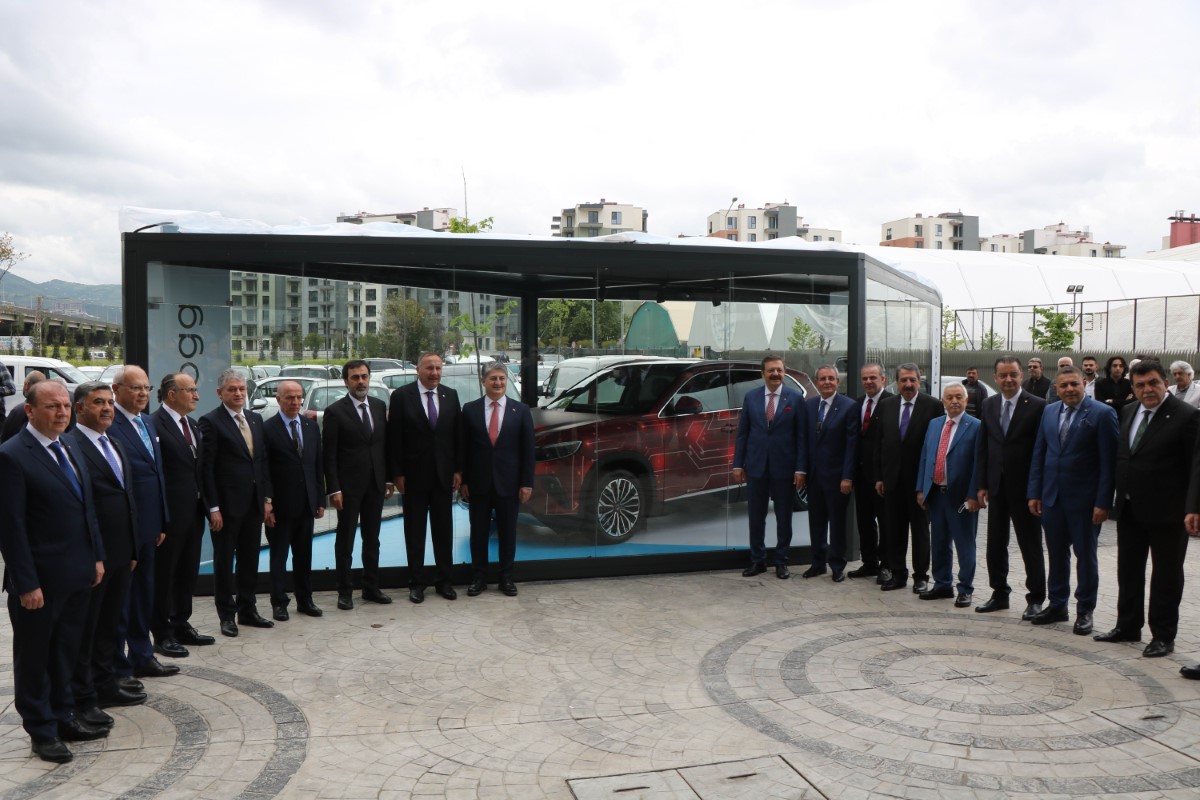 TOGG CEO’su Karakaş: 'TOGG’u 2023 Mart ayında caddelerde görmeye başlayacağız'