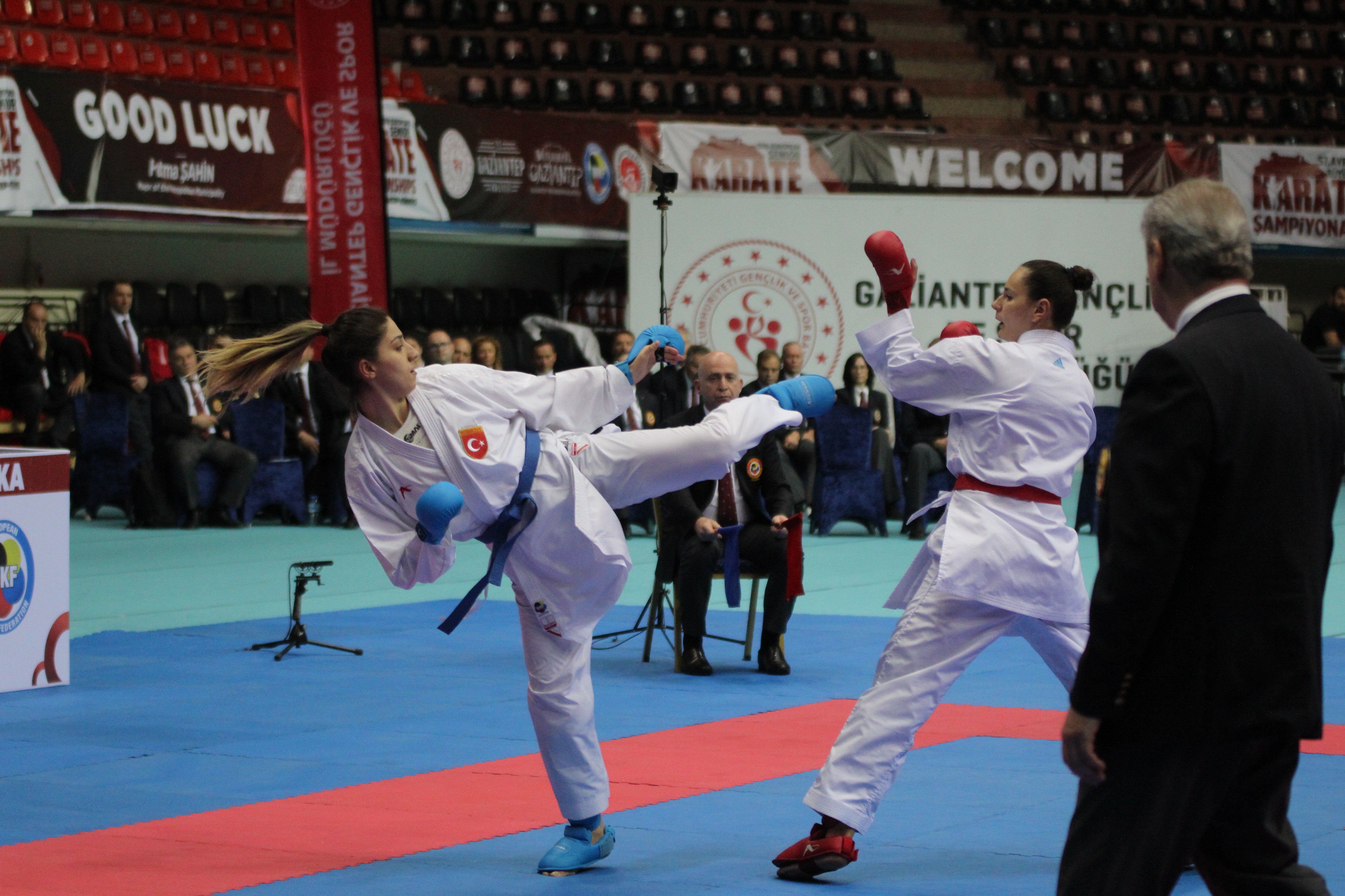 Eda ve Erman kardeşler, Avrupa şampiyonu oldu