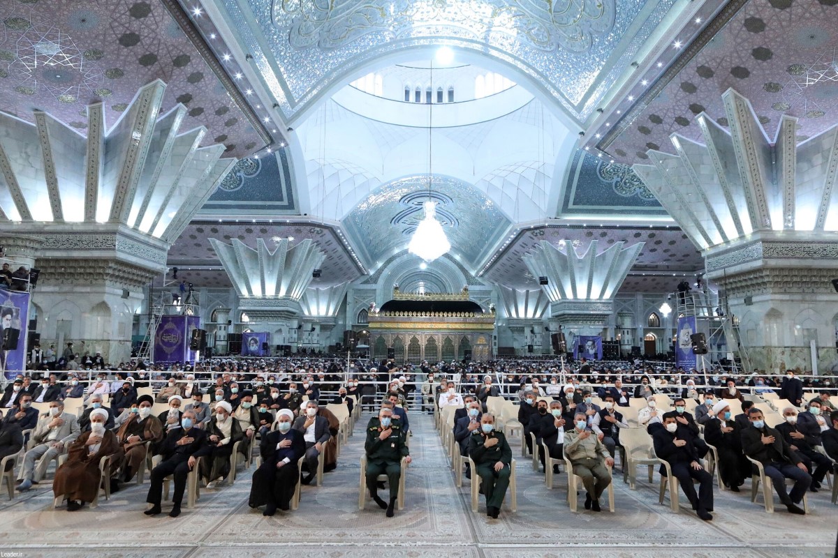 İran dini lideri Hamaney: 'ABD, İran halkını İslam Cumhuriyeti ile karşı karışa getirmeye çalışıyor'