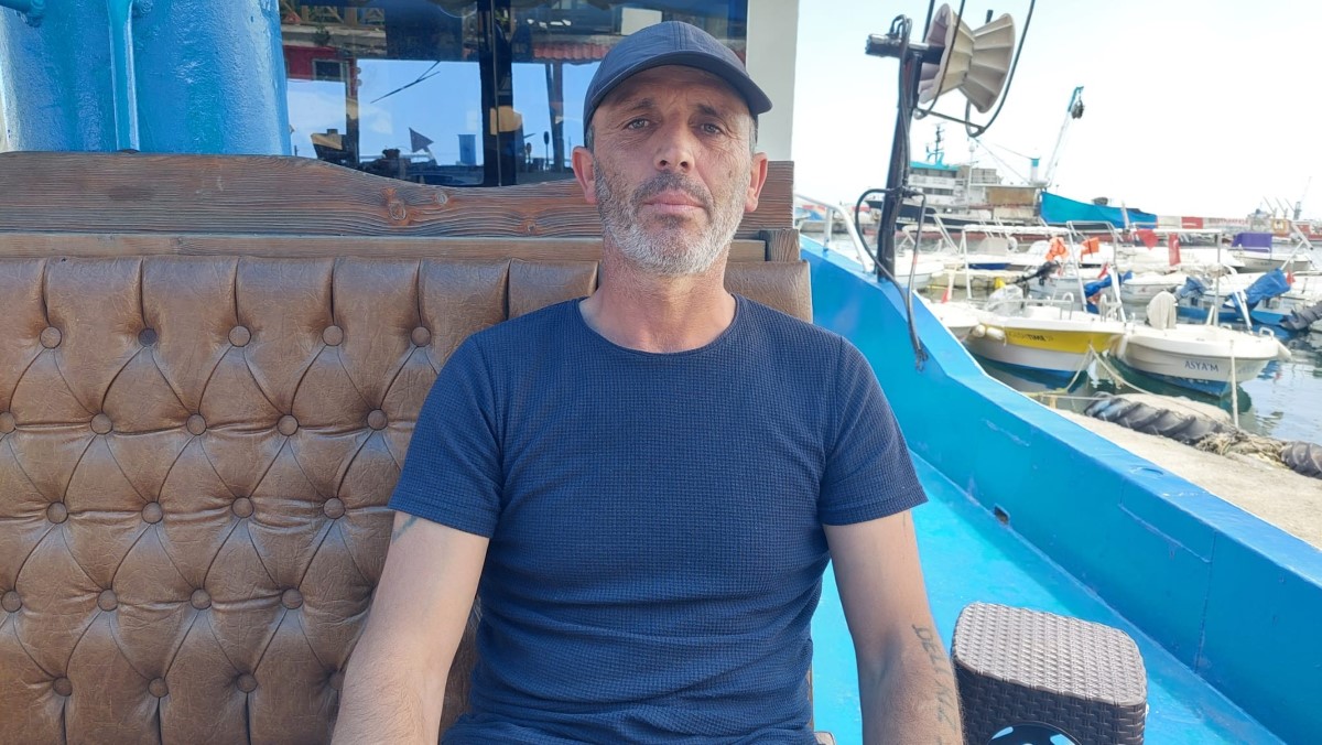 Marmara’da kızıl denizanaları görülmeye devam ediyor