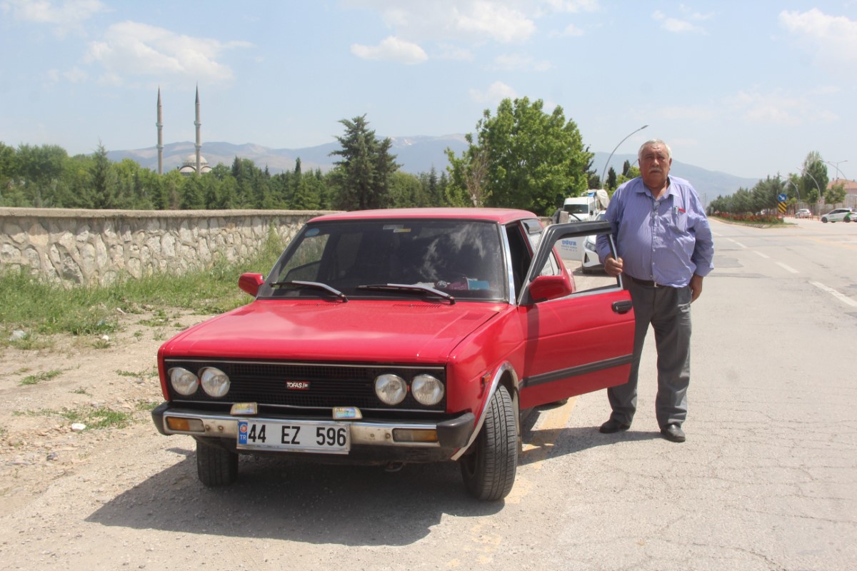 Nazlı Şahin'e gözü gibi bakıyor