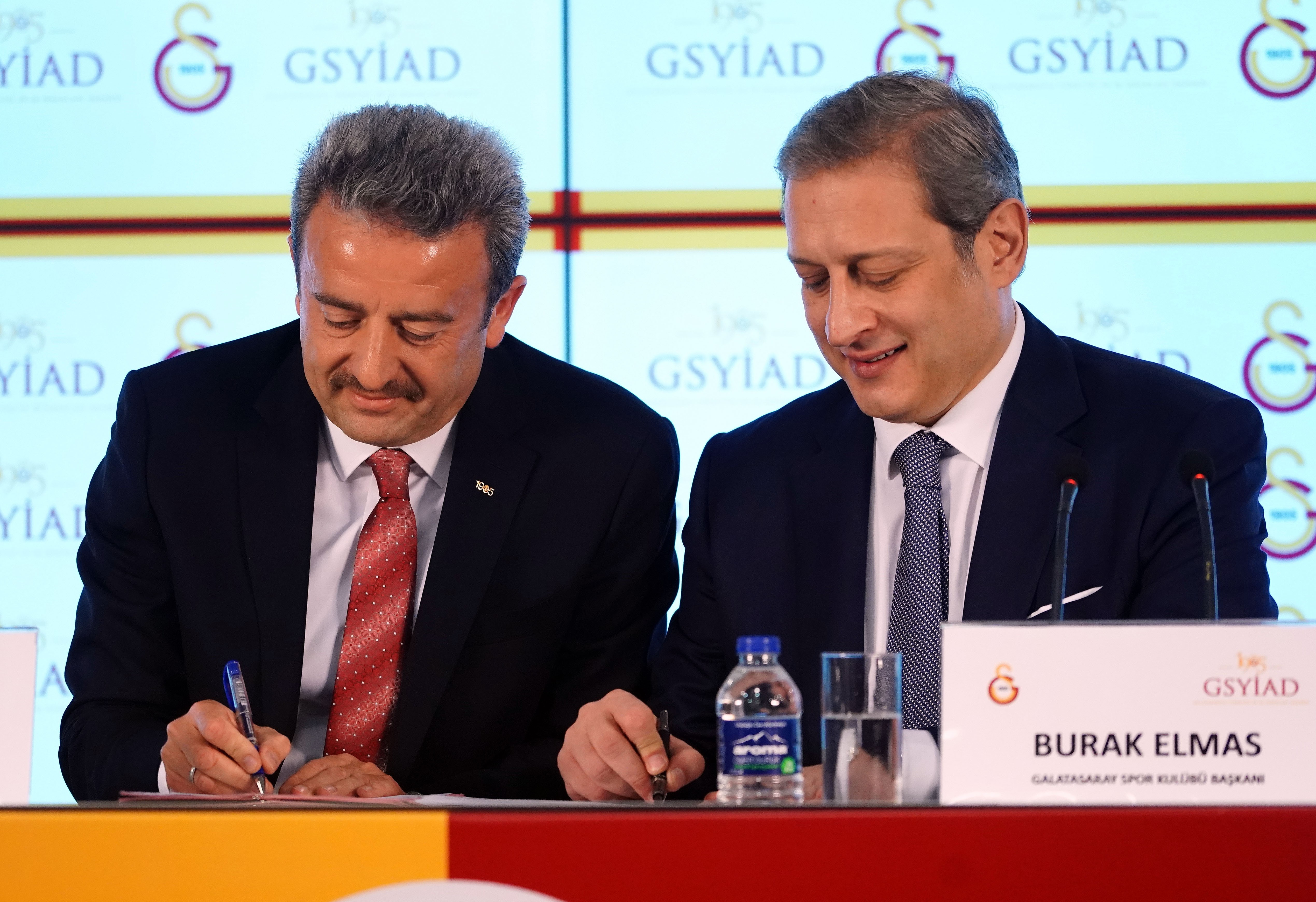 GSYİAD, Galatasaray Erkek Voleybol Takımı'na forma sponsoru oldu