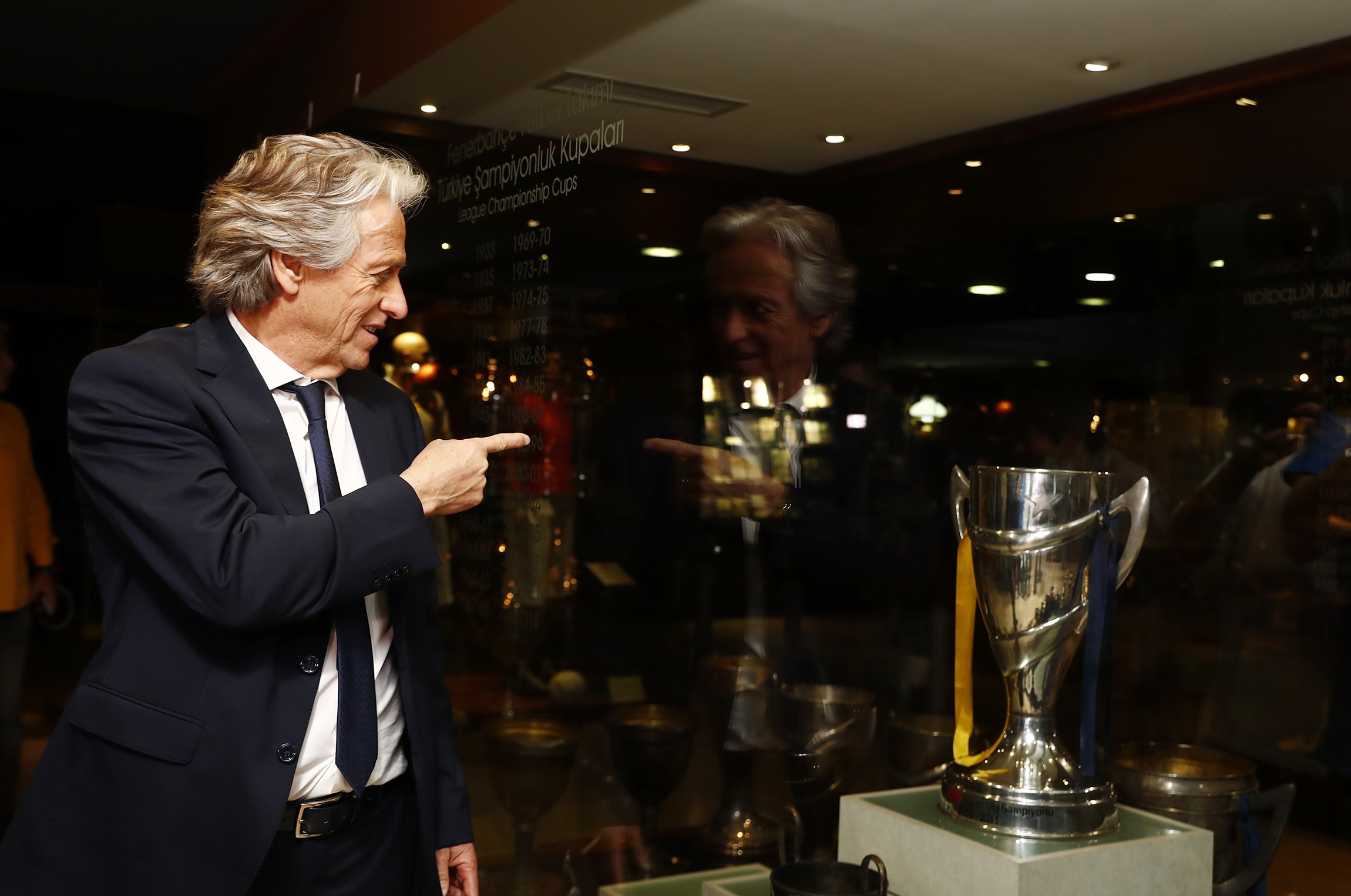 Jorge Jesus, Ali Koç ile Şükrü Saracoğlu'nu gezdi