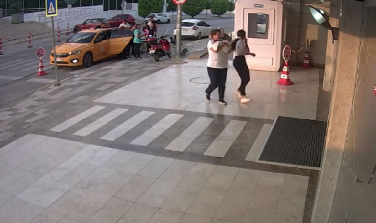 Antalya'da takside doğum mutluluğu