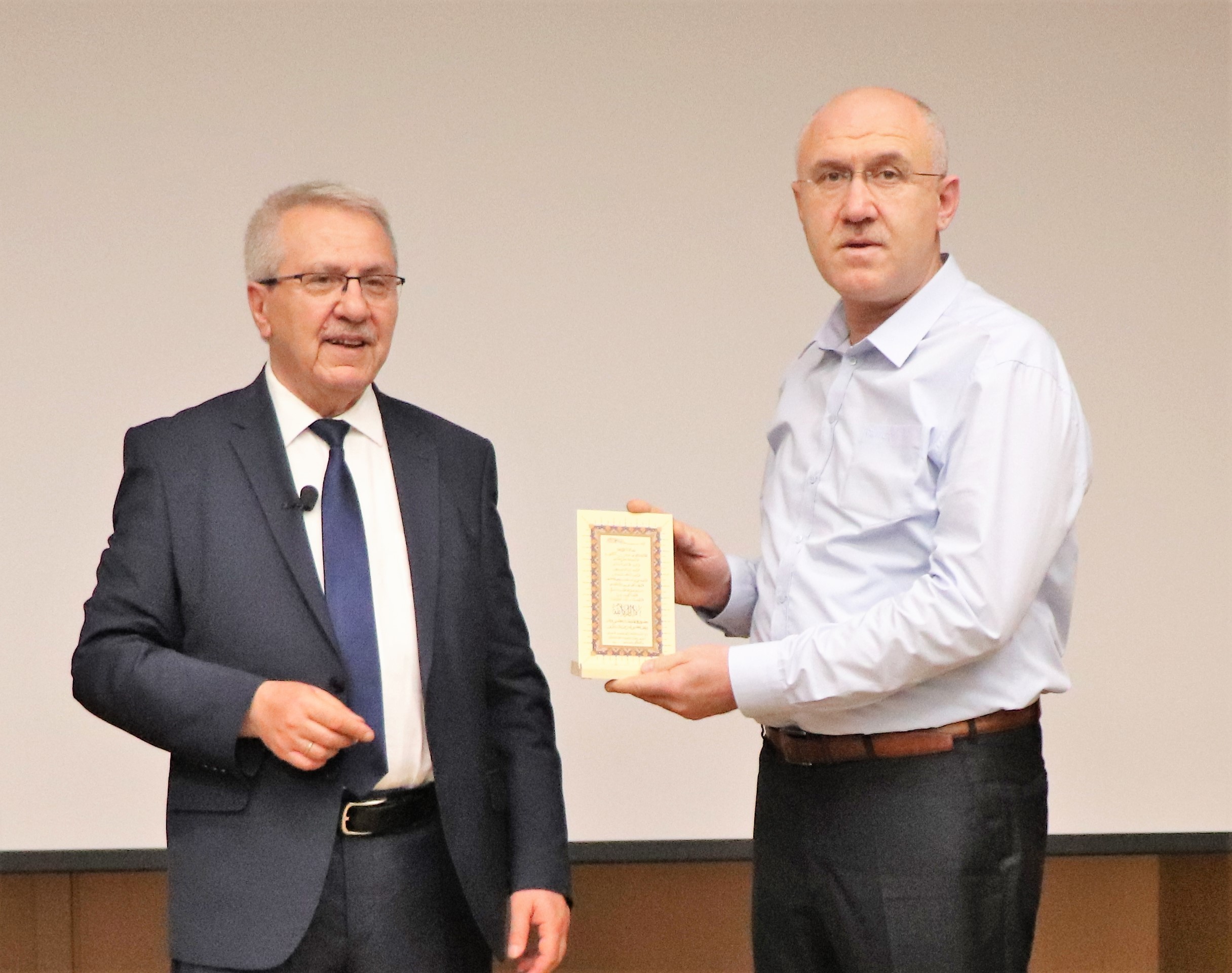 İhlas Vakfı, 5 ülke ve yurt içindeki 27 noktada kurban bereketini yaşatacak