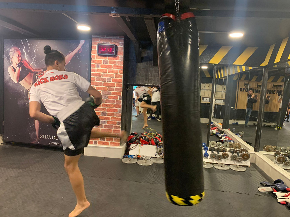 Eskişehirli genç kick boks şampiyonun hedefi Milli Takım