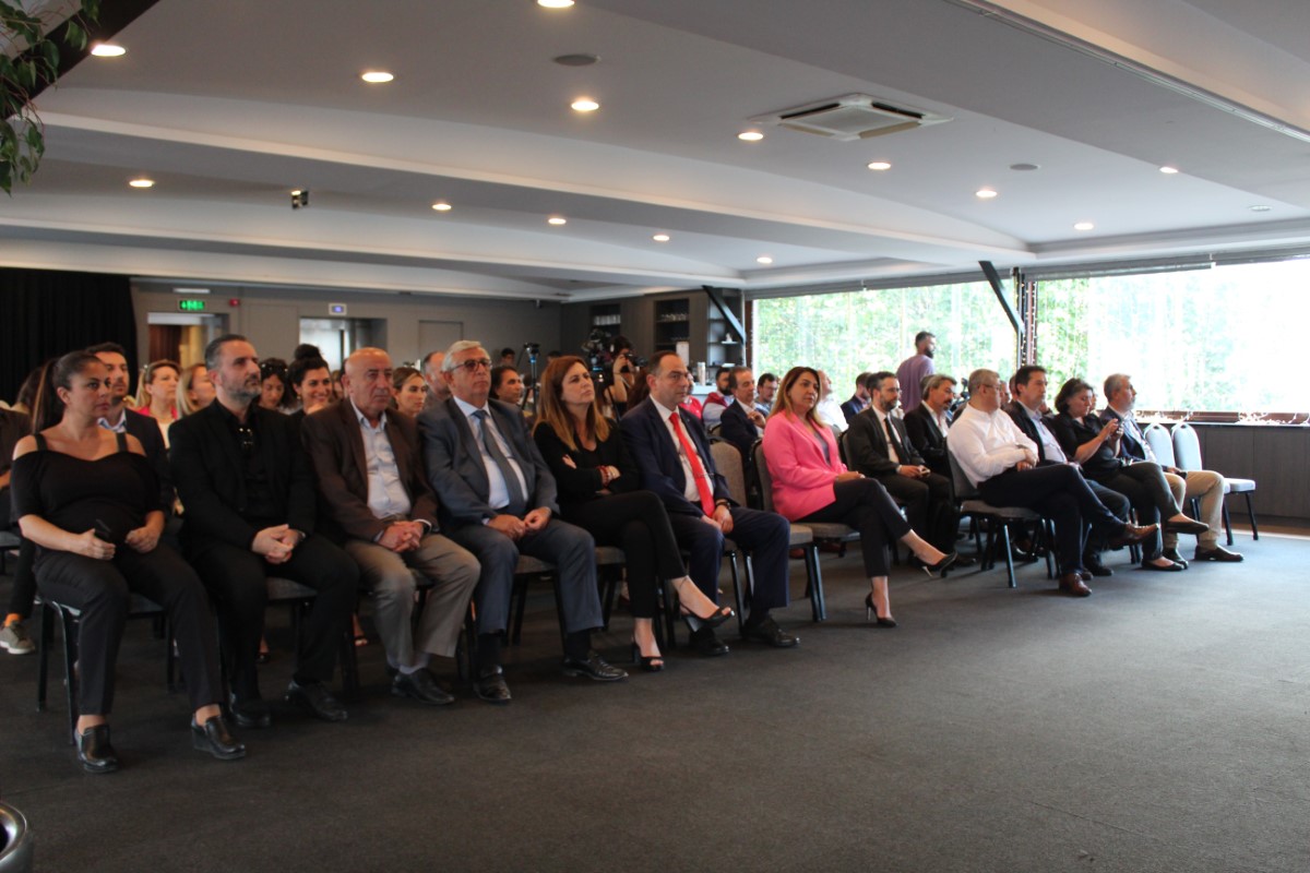 BAU IEMBA iş dünyasının liderlerine rehberlik edecek