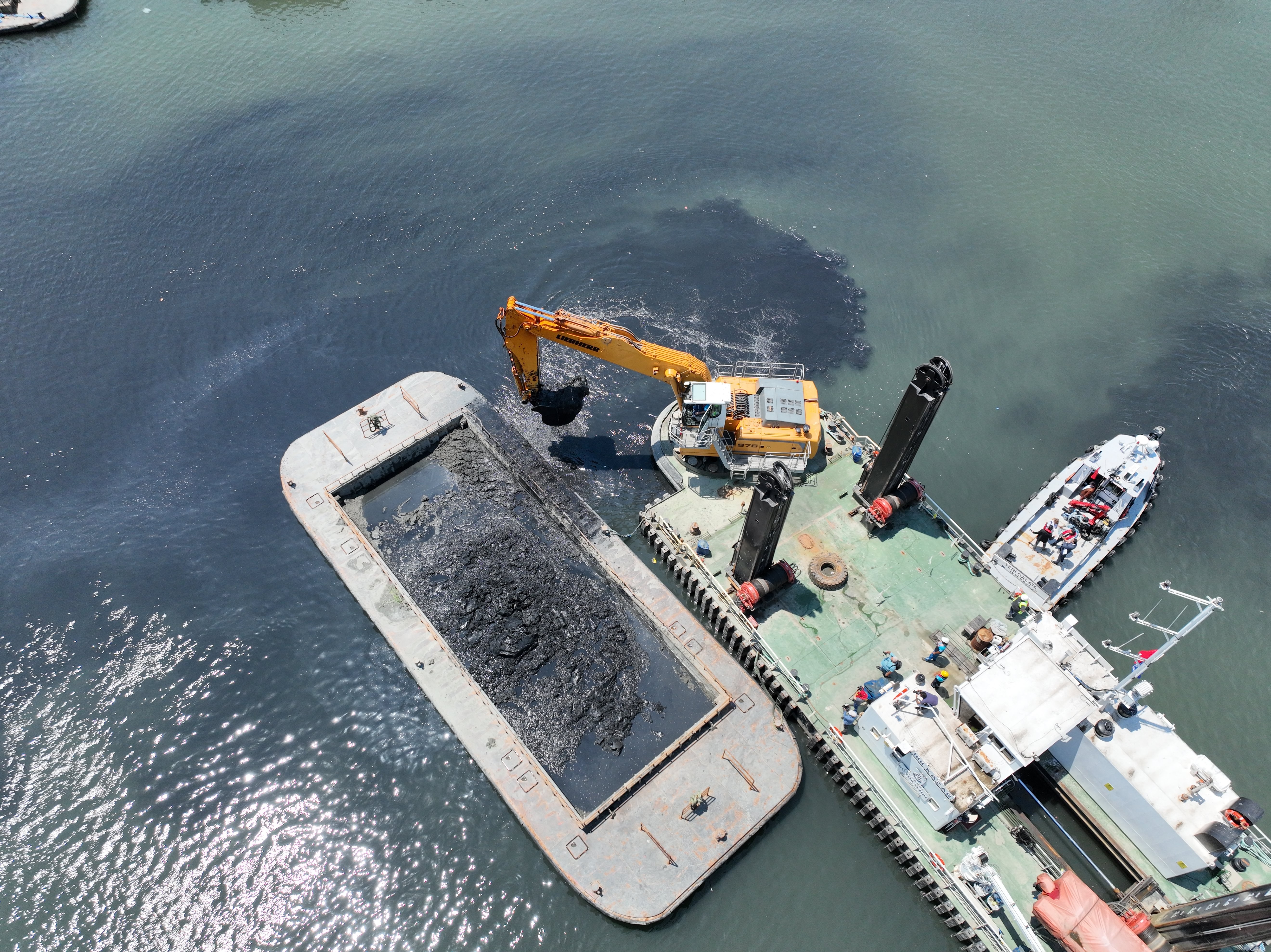 AK Parti Meclis Üyesinden İBB’ye Haliç cevabı