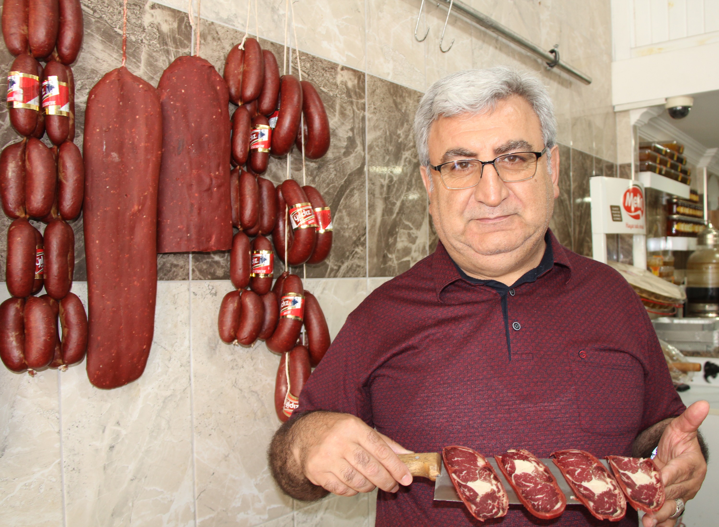 Pastırma tartışmaları sürerken Sivas pastırmanın tescilini aldı