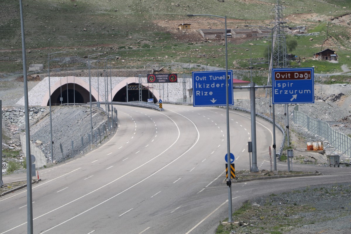 Ovit Tüneli ile ulaşım Rize-Erzurum arasında 4 yıldır yaz kış aksamıyor