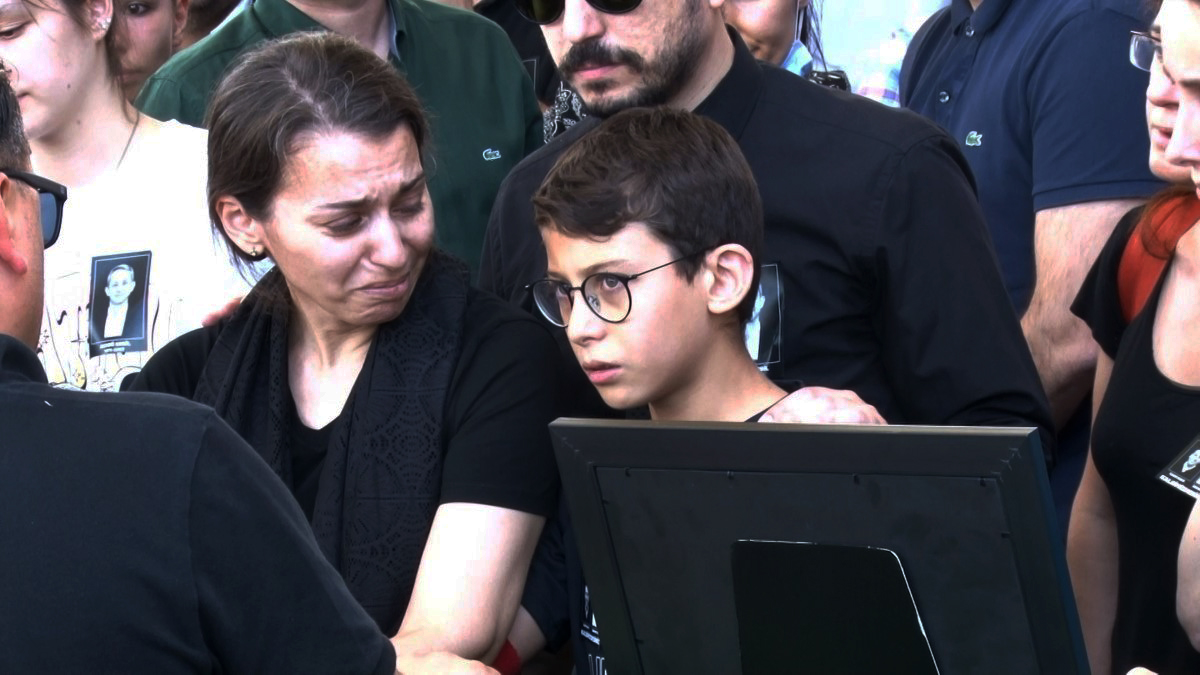 İtalya’daki helikopter kazasında hayatını kaybeden Altuğ Erbil toprağa verildi